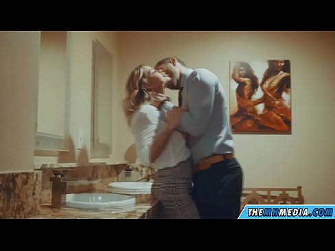 ❤️ Quand une blonde plantureuse vous séduit dans des toilettes publiques. ❤❌ Porno de qualité at porn fr.com-fullporner.ru ❌
